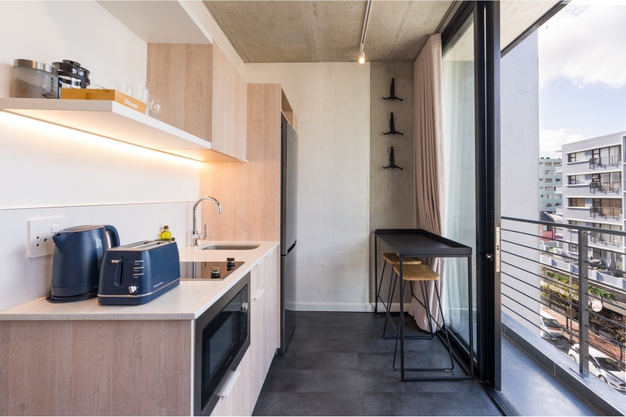 1 Bedroom Property for Sale in Sea Point Western Cape